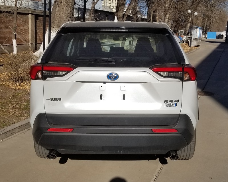 RAV4-2.jpg