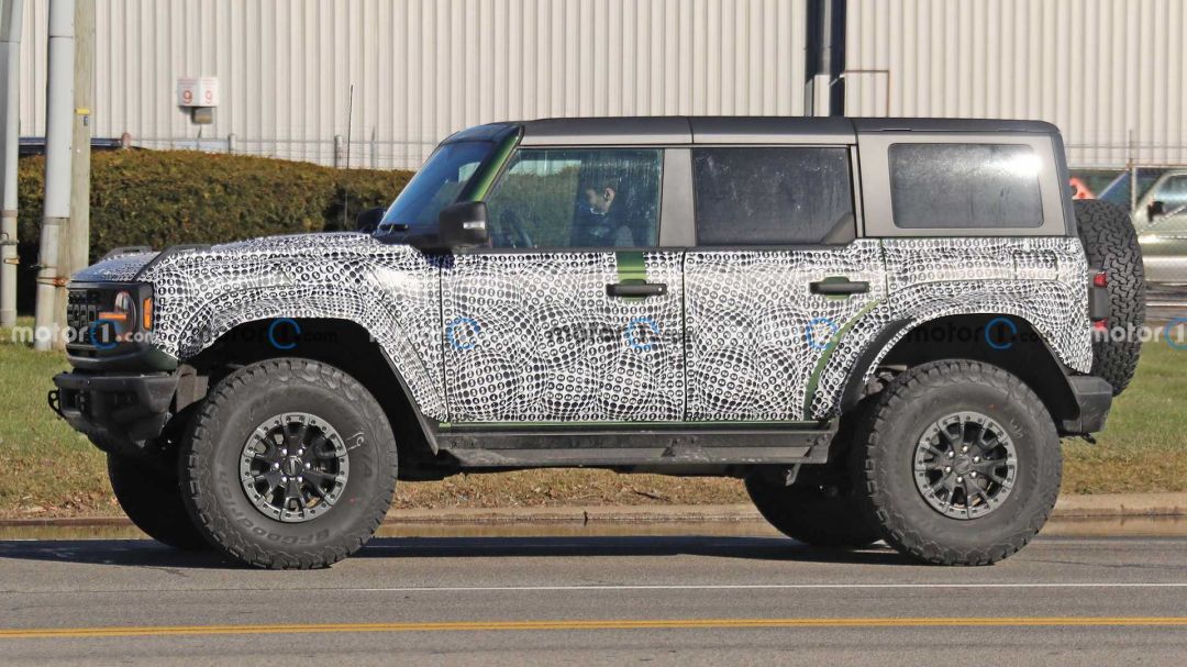福特bronco raptor,福特rangerraptor 越野性能大幅增强福特broncoraptor路试谍照曝光有望于明年首发