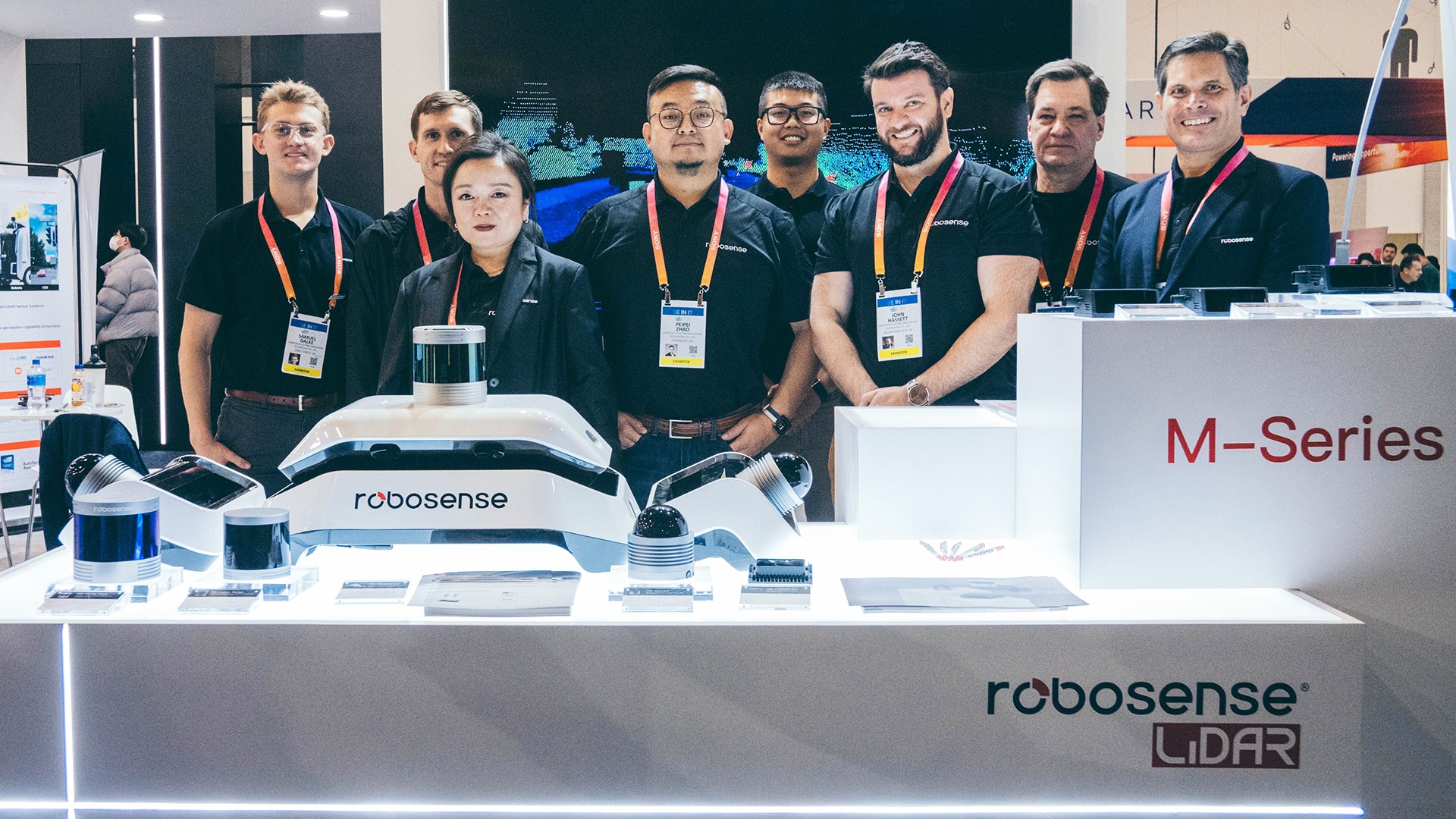 RoboSense 北美团队集团亮相CES2023.jpg