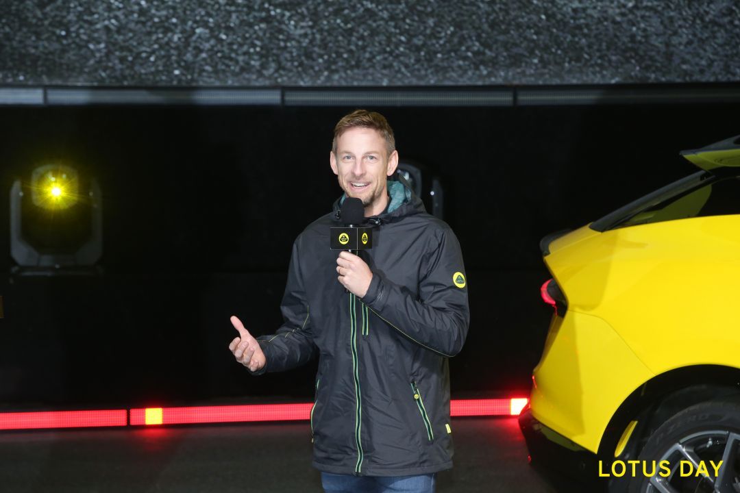 图片：F1世界冠军Jenson Button期待与中国车主分享纯粹驾控乐趣.jpg