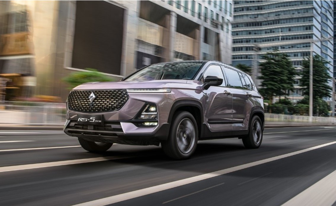 5t发动机/共推两款车型 新宝骏rs-5 300t版车型正式上市