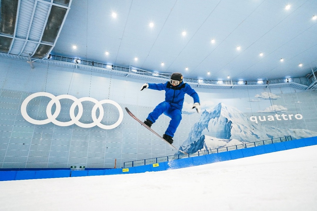 在长白山国际度假区滑雪场,北大湖滑雪场以及云顶雪场,奥迪车主均可