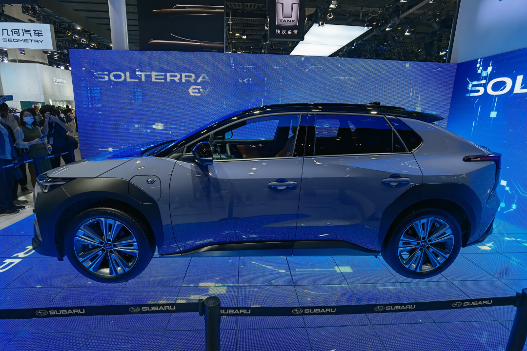 2021广州车展丨续航里程460公里品牌首款电动车斯巴鲁solterra亮相