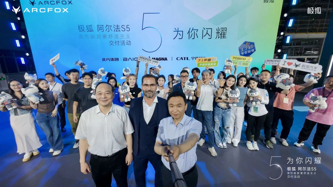 大合照.jpg