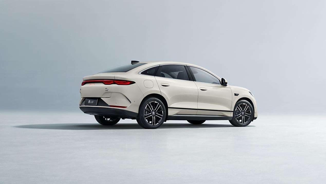 autohomecar__ChxoHWfRVoKAZ342AADF2-6R4vE296.jpg