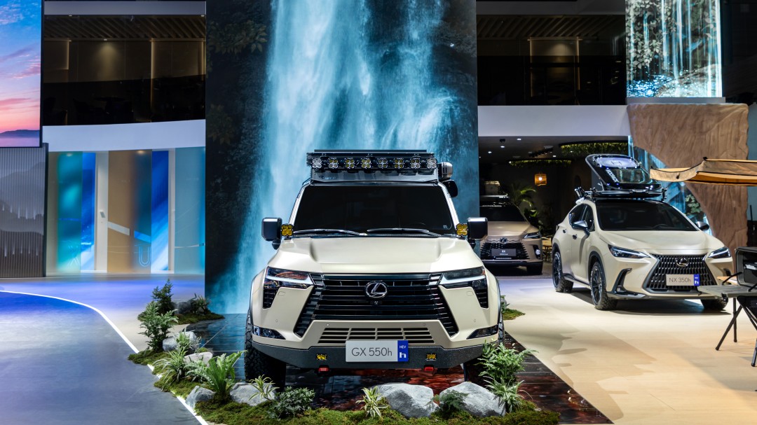 06-LEXUS雷克萨斯展台OVERTRAIL车型.jpg