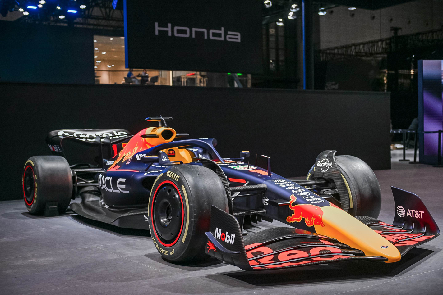 F1.jpg