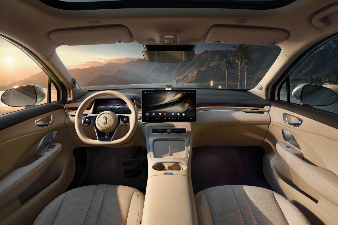 autohomecar__Chto52ilIf2ASl_KACffRUij77A108.jpg