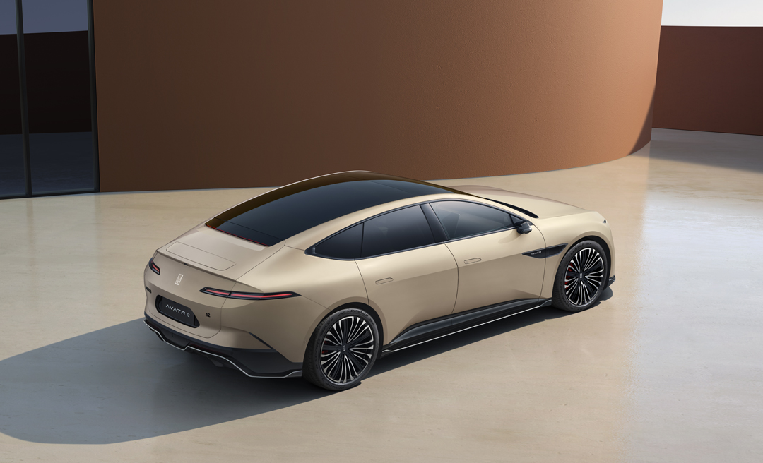 1761652634844040.jpg 阿维塔12_车尾左45度俯拍_RGB.jpg