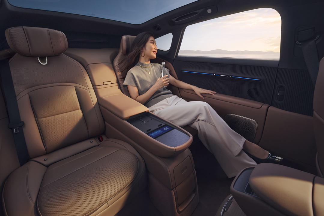 1761652663256735.jpg 配图7-VIP 四座布局.jpg