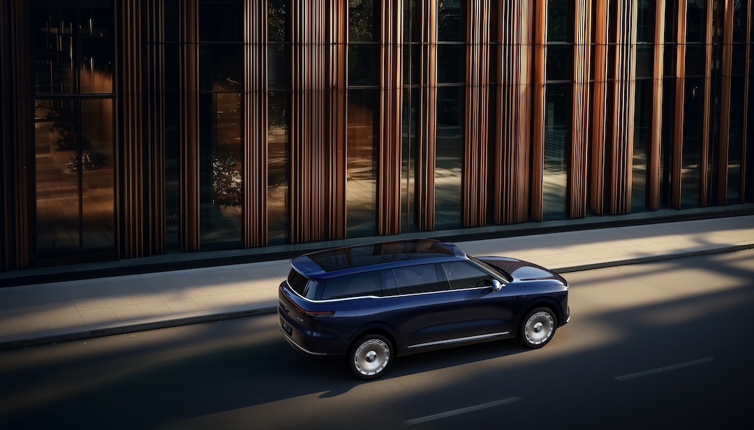 1762263425177128.jpg 6、智己LS9-最好开的旗舰大六座SUV.jpg