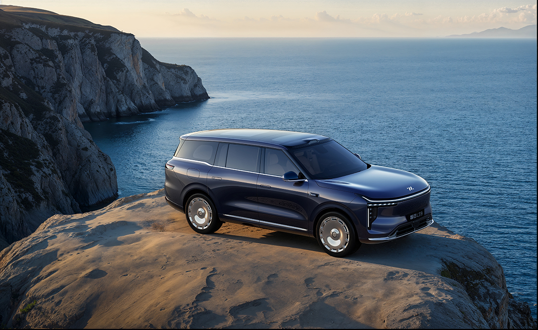 1763391718862087.jpg 13.智己LS9.jpg