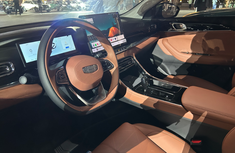 1763465729693886.png image.png