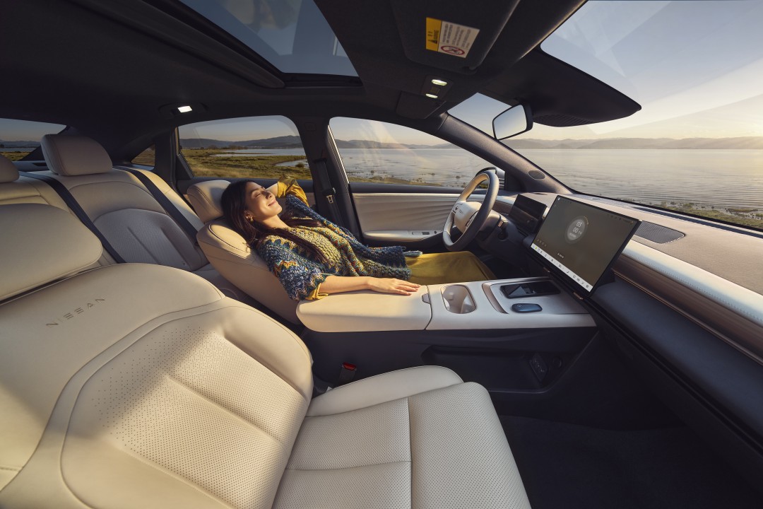 1764594526894914.jpg 27.jpg