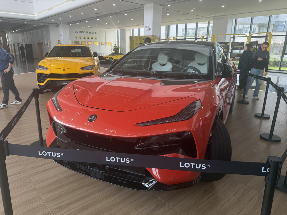 1765378881571482.jpg 微信图片_2025-12-10_223717_357.jpg