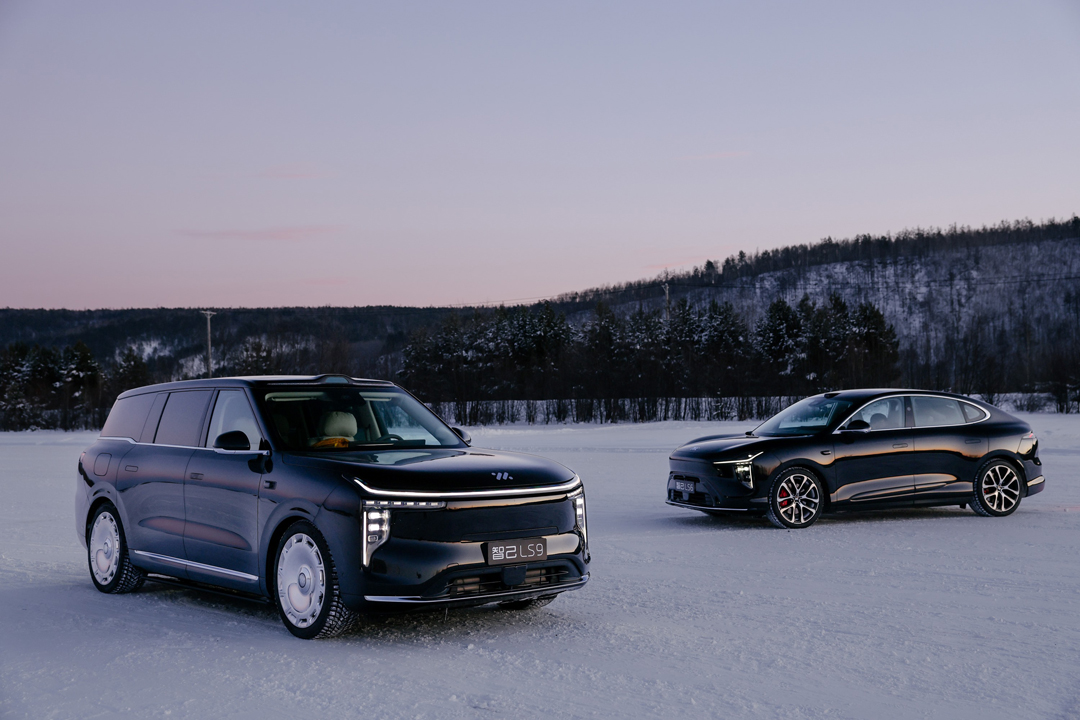 1767236945134398.jpg 2、依托恒星超级增程技术,智己汽车打造双爆款—新一代智己LS6与上汽旗舰大六座智己LS9.jpg