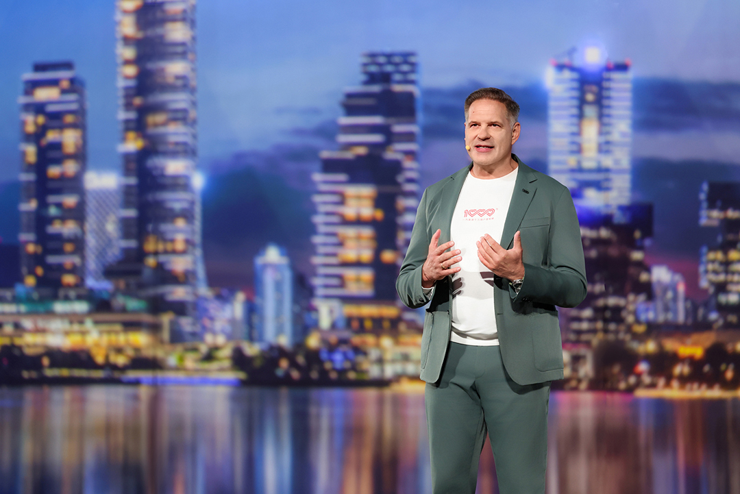 6.一汽奥迪销售有限责任公司总经理Michael Arndt致辞，并带来全新奥迪A6L全球首秀.jpg