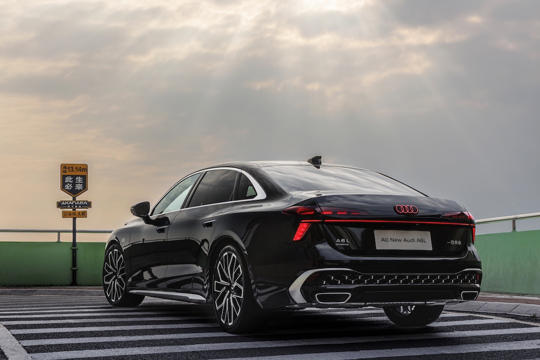 1774448582375469.jpg PHBE2493.jpg