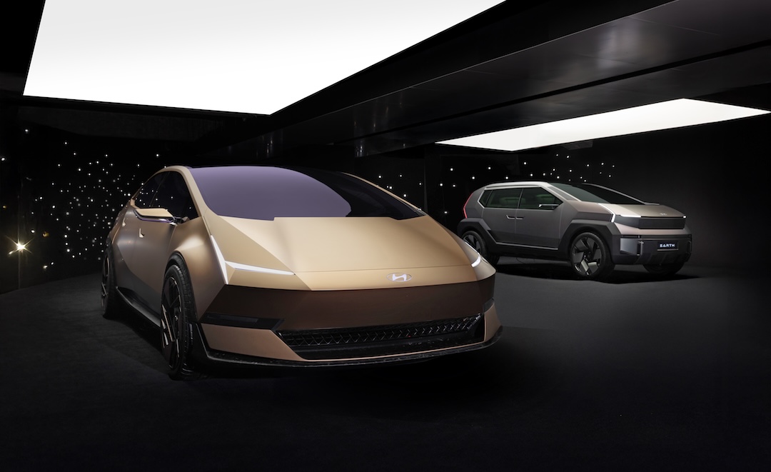 1775738624346161.jpg 3.VENUS Concpet & EARTH Concept.jpg