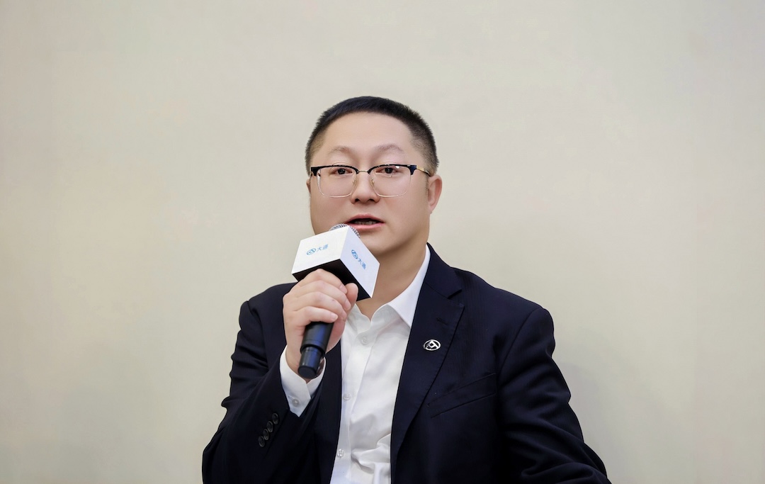 上汽大通改企销售总经理 余欣.jpg