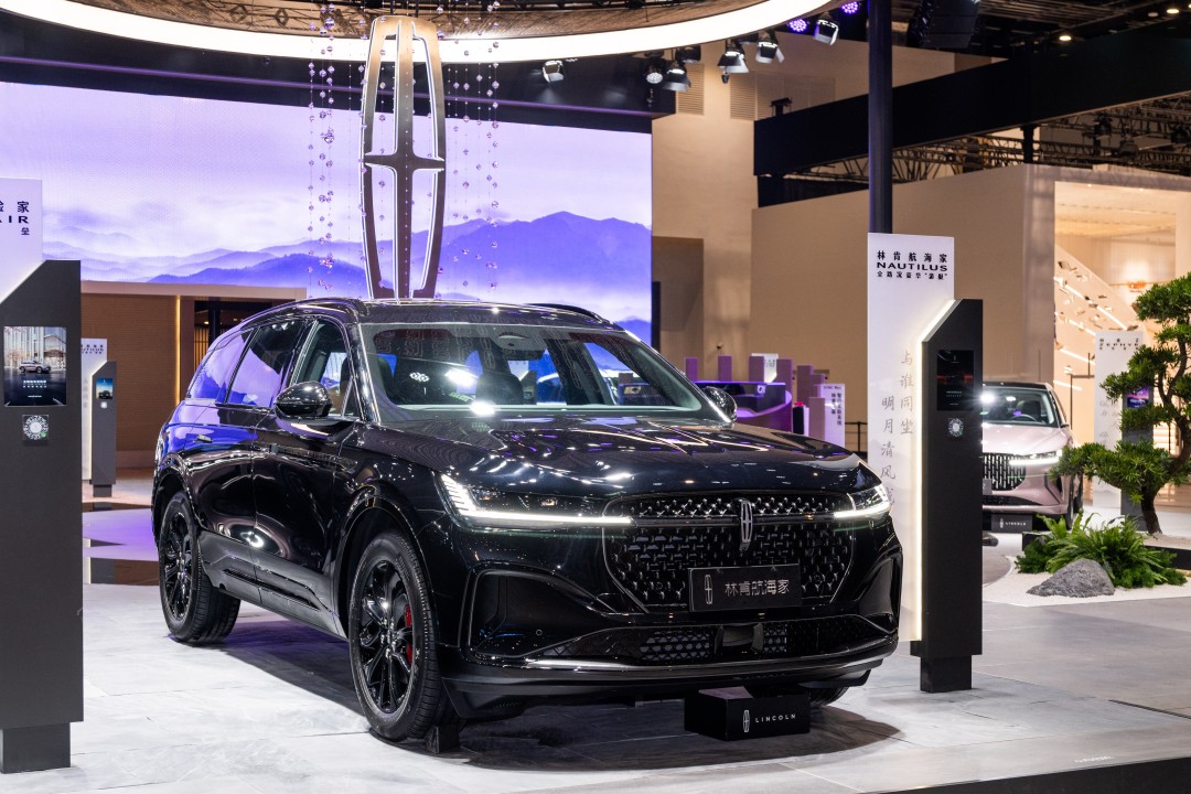 1. 林肯航海家黑武士版.jpg