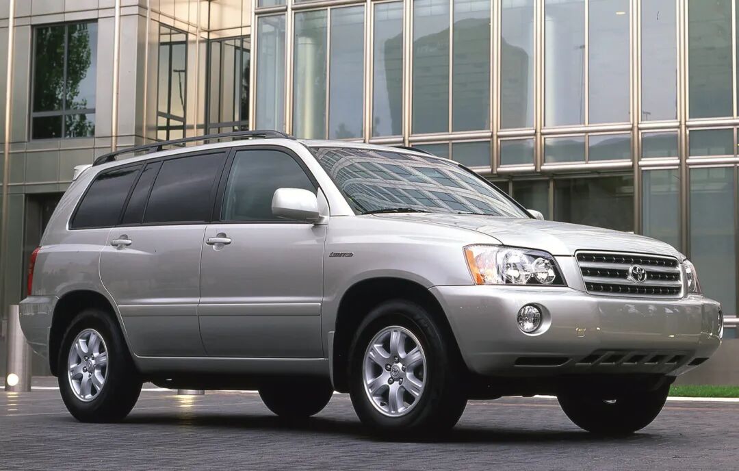 Toyota_2001-Highlander-1500x956
